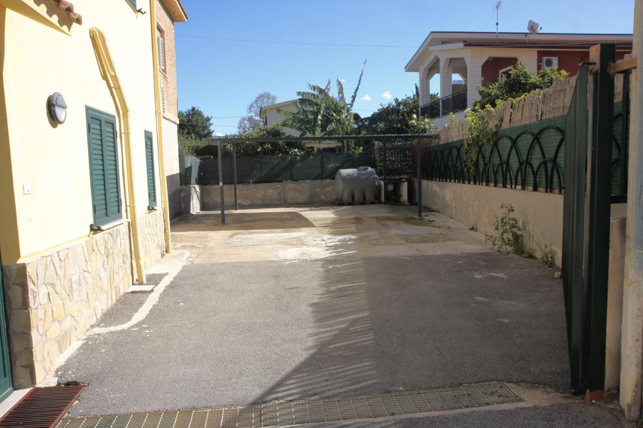 La Casa Gialla Trabia Εξωτερικό φωτογραφία